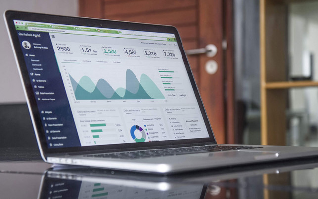 triodos-Geld-Wichtig-carlos-muza-unsplash-1280x800 Geld Ausgaben Bank