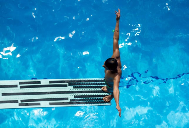 The last seconds before jumping into the cold water should only be yours.