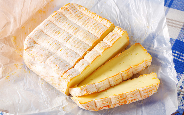 lebensmittel-lagern-kaese-c-160517-1280x800 Lebensmitel richtig lagern: Käse luftdurchlässig verpacken