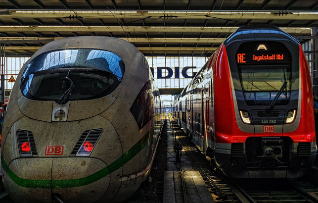 deine-sitzplatzreservierung-verfaellt-15-minuten-na-cc0-pixabay-portraitor-240603_download Deine Sitzplatzreservierung verfällt 15 Minuten nach Abfahrt.