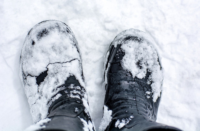 die-richtigen-schuhe-sind-ein-muss-beim-winterwand-cc0-pixabay-confused_me-230111_download Die richtigen Schuhe sind ein Muss beim Winterwandern.