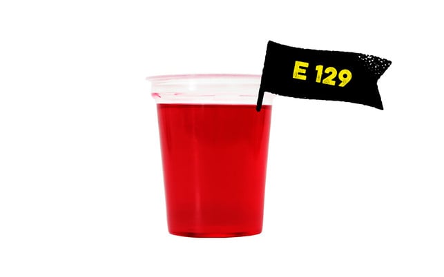 Die E-Nummer E129 (Alluarot AC) färbt Wackelpudding rot Die E-Nummer E129 (Alluarot AC) färbt Wackelpudding rot