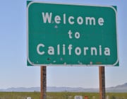 Eric Holden soll Kaliforniens Umweltpolitik vor Trump beschützen, Schild Welcome to California