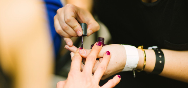 vegan-nagellack-z-unsplash-160427-1280x600 Veganer Nagellack: Inhaltsstoffe und Hersteller