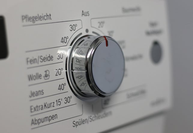 nach-der-temperatur-die-waesche-zu-sortieren-macht-cc0-pixabay-moerschy-231008_download Nach der Temperatur die Wäsche zu sortieren macht ab und zu aus hygienischen Gründen Sinn.