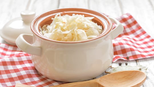 Sauerkraut im Topf Sauerkraut im Topf