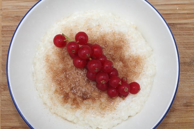 milchreis-schmeckt-toll-mit-frischem-obst-cc0-pixabay-tlink-180425_download Um Milchreis zu kochen, kannst du je nach Rezept Rundkorn- oder Langkornreis verwenden.