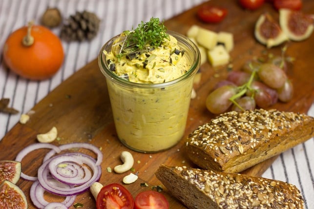 uebrig-gebliebene-aufstriche-dips-und-sossen-kannst-cc0-pixabay-einladung_zum_essen-250212_download Übrig gebliebene Aufstriche, Dips und Soßen kannst du gut im Kühlschrank aufbewahren.