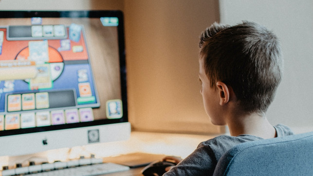 wv-medienkompetenz-unsplash-kelly-sikkema-030720-1280x720-1-1 Medienkompetenz: So hast du dein Handy im Griff und nicht dein Handy dich