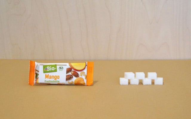 frucht-riegel frucht-riegel