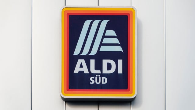 Kritik an Aldi Süd wegen Weihnachtsartikel: "Das darf heutzutage nicht passieren!" Aldi Süd