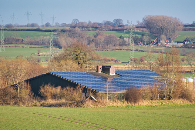 damit-du-deine-private-pv-anlage-anmelden-kannst-cc0--pixabay--rainerh11-250505_download Damit du deine private PV-Anlage anmelden kannst, solltest du einige Daten kennen.