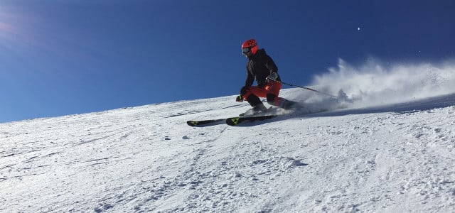 Nachhaltige Snowboard- und Skibekleidung
