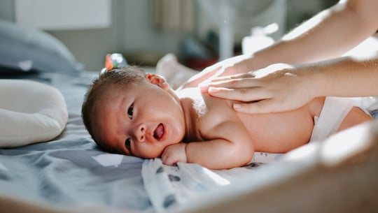 Baby eincremen:  Welche Babycreme ist Testsieger bei Öko-Test? Babycremes. Welche Creme ist Testsieger bei Öko-Test?