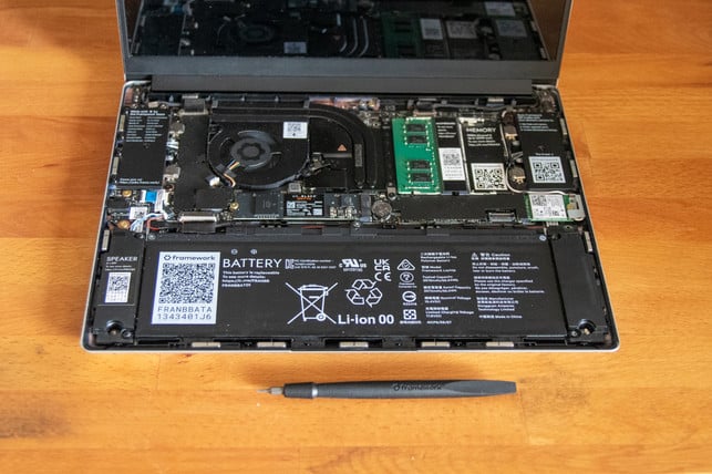 der-framework-laptop-ist-einfach-zu-oeffnen-und-zu-lukas-klug-utopia-240909_download Der Framework-Laptop ist einfach zu öffnen und zu reparieren.