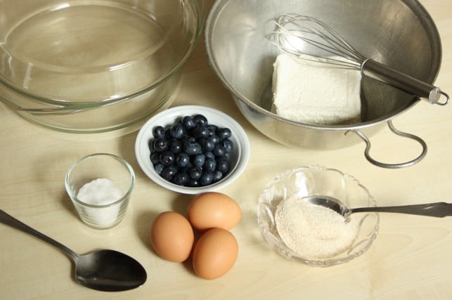 fuer-den-schnellen-kuchen-mit-quark-benoetigst-du-nu-maria-hohenthal-utopia-190811_download Für schnellen Kuchen mit Quark benötigst du nur wenige Zutaten.