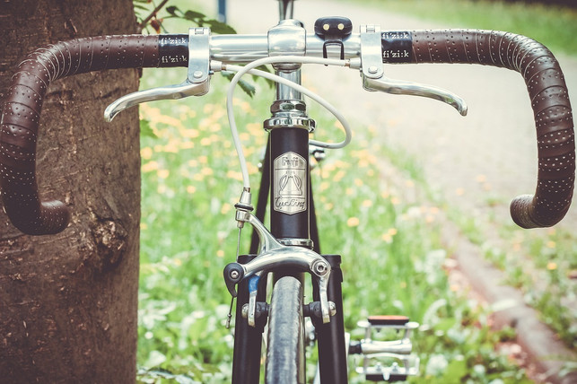 auch-deine-bremse-kannst-du-selbst-kontrollieren-cc0-pixabay-pexels-231012_download Um Fahrradpannen zu vermeiden, solltest du auch die Bremsen regelmäßig warten.