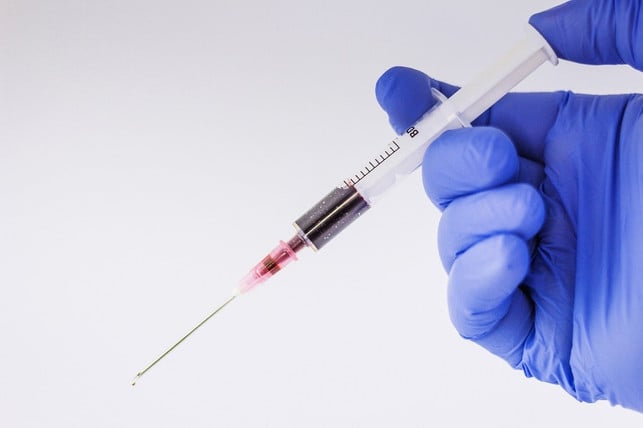 botox-gegen-kopfschweiss-kann-lange-wirken-kostet-cc0-pixabay-frolicsomepl-200328_download Botox gegen Kopfschweiß kann lange wirken, kostet aber viel und funktioniert nicht ohne Tierquälerei.