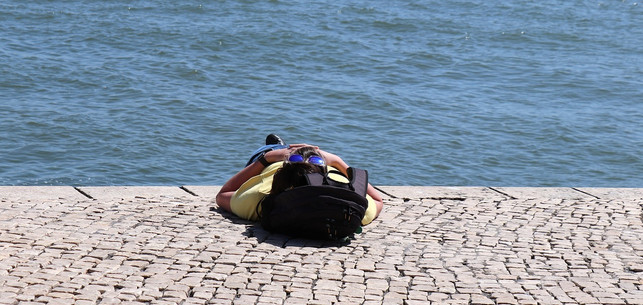 autogenes-training-kannst-du-im-sitzen-oder-im-lie-cc0-pixabay-birgl-240125_download Autogenes Training kannst du im Sitzen oder im Liegen durchführen.