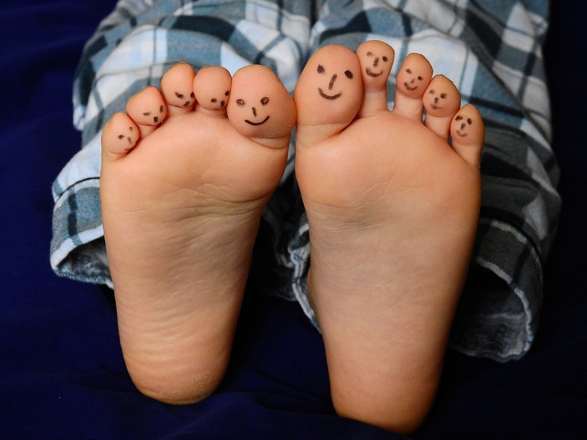 Your health is happy about barefoot - says Kneipp.