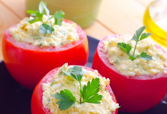 tomato Tomaten zum Frühstück: Fast ohne Kohlenhydrate und mit viel Vitamin C.