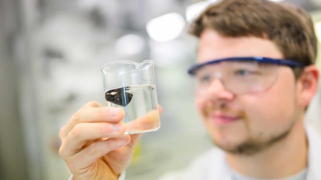 Forschende entwickeln Gel gegen Mikroplastik – Expertin fürchtet "schwerwiegende Folgen" Forschende entwickeln Gel gegen Mikroplastik – Expertin fürchtet "schwerwiegende Folgen"