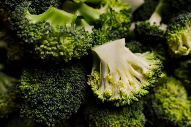 roher-brokkoli-ist-gesund-cc0--pixabay--geriart-250709_download Roher Brokkoli ist gesund.