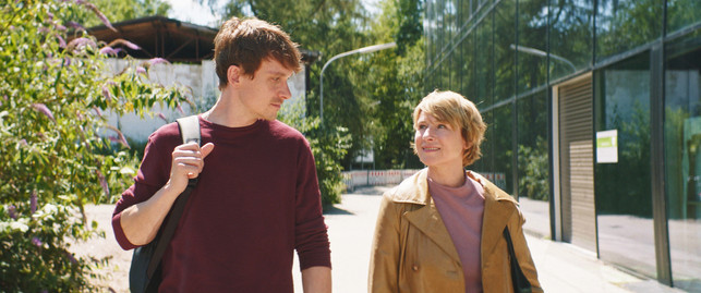 fynn-und-marlen-freunden-sich-nach-anfaenglichen-sc-filmwelt-foto-lichtblickniklas-lindschau-220503_download Fynn und Marlen freunden sich nach anfänglichen Schwierigkeiten an.