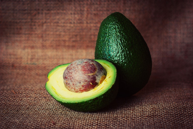 dem-avocadokern-werden-sowohl-aeusserst-positive-wir-cc0-pixabay-tookapic-190307_download Dem Avocadokern werden sowohl äußerst positive Wirkungen als auch mögliche Gefahren nachgesagt.