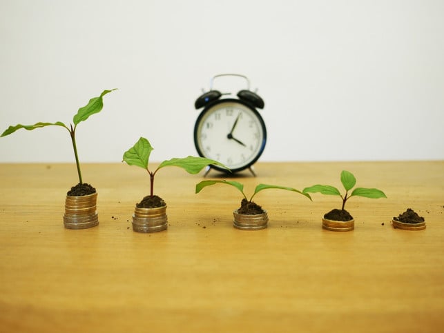 eine-renten-oder-lebensversicherung-ist-momentan-cc0-pixabay-roboadvisor-200406_download Eine Renten- oder Lebensversicherung ist momentan durch die geringen Zinsen wenig rentabel.