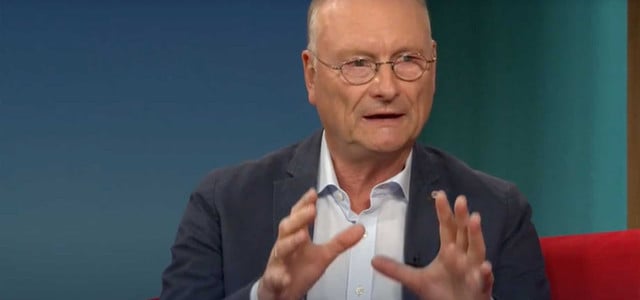 Ausmaße des Klimawandels verstehen: Sven Plöger erklärt sie anhand von einem Stück Papier
