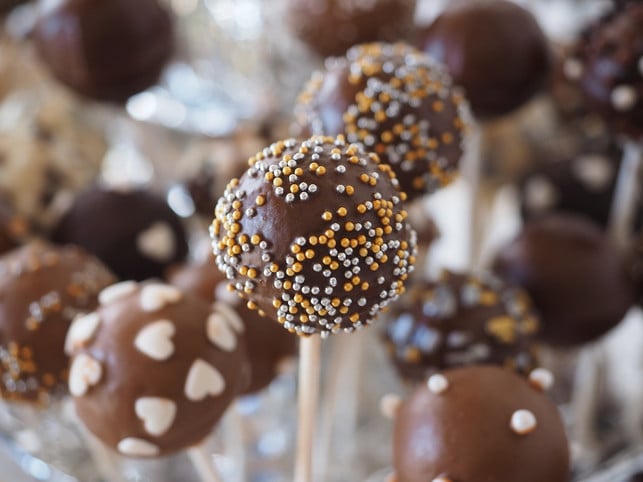 trockenen-kuchen-rettest-du-indem-du-ein-neues-ge-cc0-pixabay-hans-190326_download Trockenen Kuchen rettest du, indem du ihn zu neuem Gebäck verarbeitest.