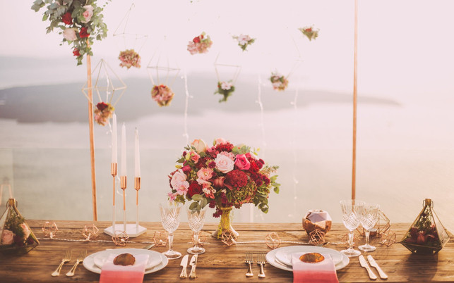 hochzeitsfehler-tischdeko-geschirr-e-edward-eyer-210617-1280x800-1 Hochzeitsfehler: Geschirr und Tischdeko