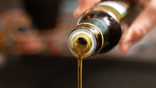 Wetterextreme in Südeuropa: Wird Olivenöl nun zum Luxusgut? Olivenöl