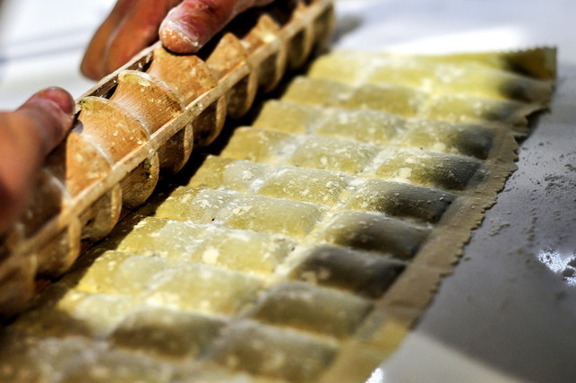 mit-einem-ravioli-holz-gehen-ravioli-noch-schnelle-cc0-pixabay-barnimages-180628_download Mit einem Ravioli Holz gehen Ravioli noch schneller.