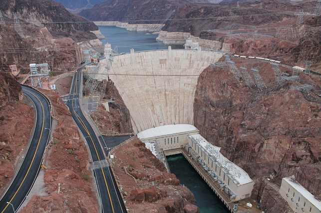 hoover-dam-in-den-usa-cc0-pixabay-rja1988-191228_download Hoover Dam in den USA.