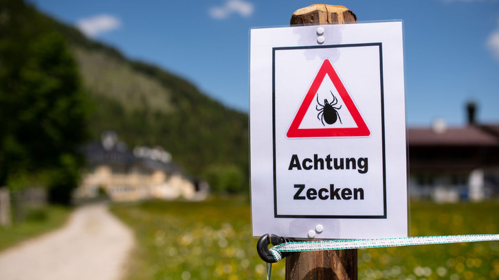 If you see a sign like this while hiking, you should check for ticks particularly carefully in the evening.
