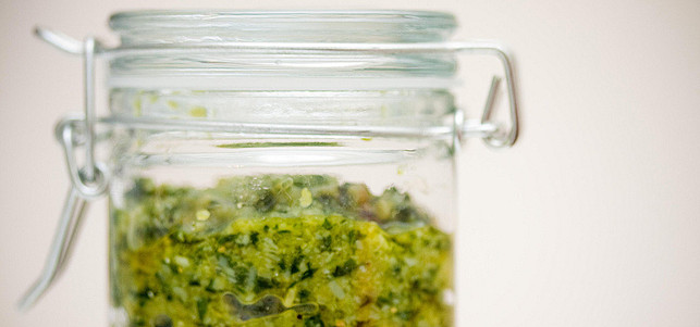 schraubglaeser-pesto-x_-poppet-with-a-camera_cc-by-2.0_160407_1280x600 schraubglaeser-pesto-x_-poppet-with-a-camera_cc-by-2.0_160407_1280x600