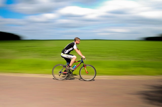 Padded cycling shorts can prevent the bicycle saddle from pressing.