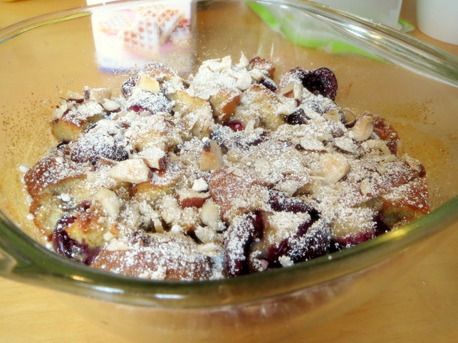 am-besten-schmeckt-der-kirschmichel-frisch-aus-dem-utopia-leonie-barghorn-200727_download Am besten schmeckt der Kirschmichel frisch aus dem Ofen.