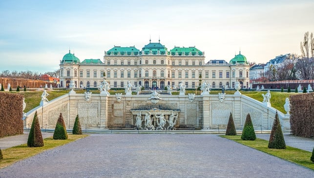 von-sueddeutschland-aus-bist-du-schnell-in-wien-cc0-pixabay-leonhard_niederwimmer-220318_download Von Süddeutschland aus bist du schnell in Wien.