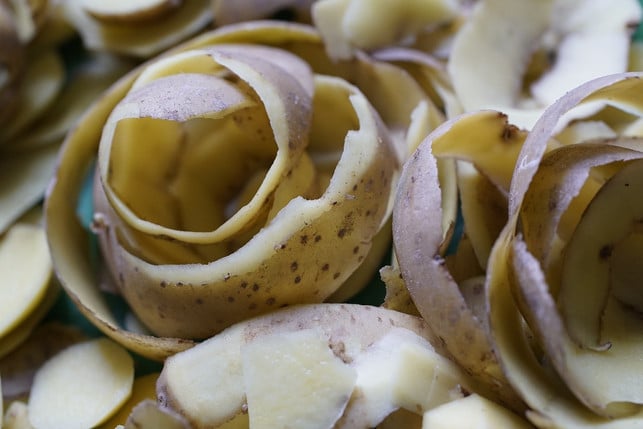 vermeide-es-kartoffeln-mit-schale-zu-essen-cc0-pixabay-jhenning-241209_download Vermeide es, Kartoffeln mit Schale zu essen.