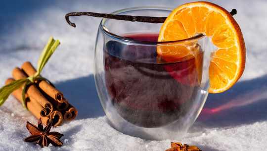 gluehwein-cc0-pixabay-bru-no-221201 glühwein