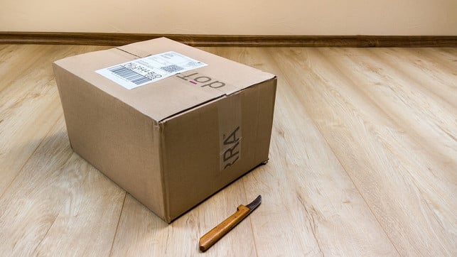 ein-paket-fuer-den-nachbarn-anzunehmen-gehoert-zur-cc0-pixabay-ha11ok-230503_download Ein Paket für die Nachbarn anzunehmen, gehört zur guten Nachbarschaft.
