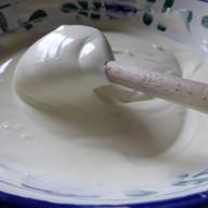 creme-fraiche-ist-mit-einem-fettgehalt-um-die-30-p-cc0-pixabay-eme-181006_download Creme Fraiche ist sehr gehaltvoll – sie hat einen Fettgehalt von circa 30 Prozent.