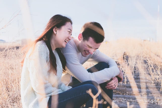 lachen-macht-gluecklich-und-gesund-ccopixabaypexels-170826_download Lachen macht glücklich und gesund.