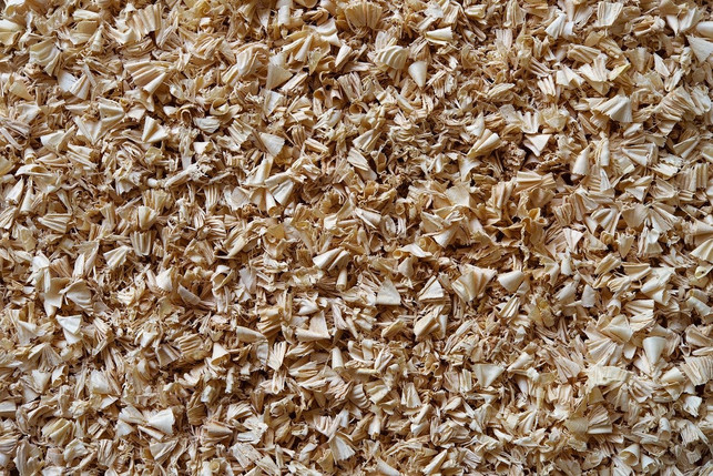 komposttoiletten-funktionieren-beispielsweise-mit-cc0-pixabay-siala-200817_download Komposttoiletten funktionieren beispielsweise mit Holzspänen.