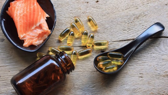 Algenöl als Omega-3-Quelle: Die vegane Alternative zu Fisch? Algenöl als Omega-3-Quelle: Die vegane Alternative zu Fisch?