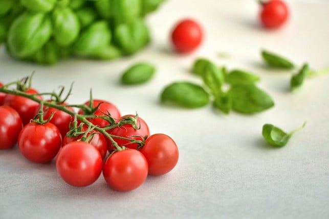 tomaten-enthalten-carotinoide-cc0pixabaymonicore-220218_download Auch Tomaten enthalten Carotinoide.