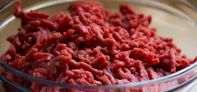 Fleisch könnte zu einem Drittel aus Laborfleisch bestehen, zu einem Drittel aus Pflanzen und zu einem Drittel aus Biofleisch.